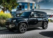 Land Rover Defender 23