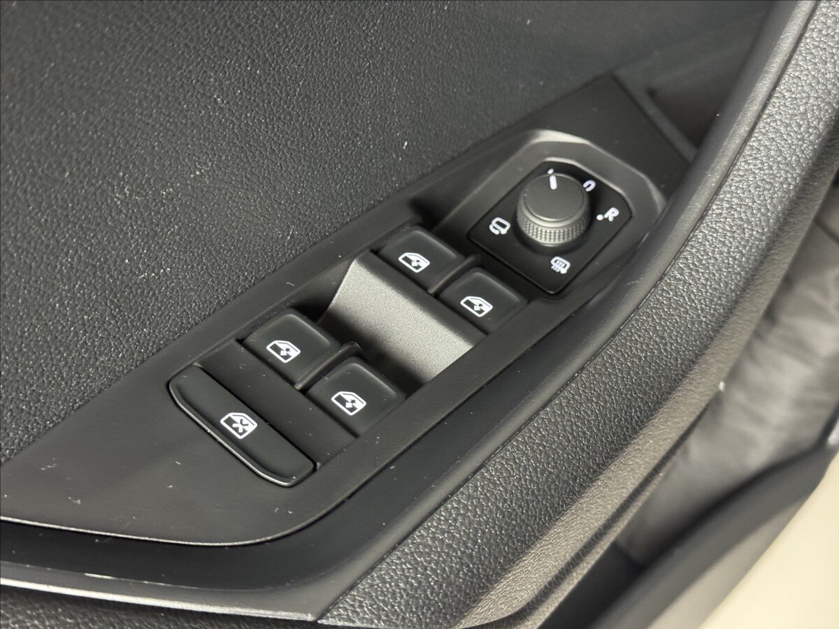 Škoda Karoq SUV / Terénní 2,0 l 110 kw