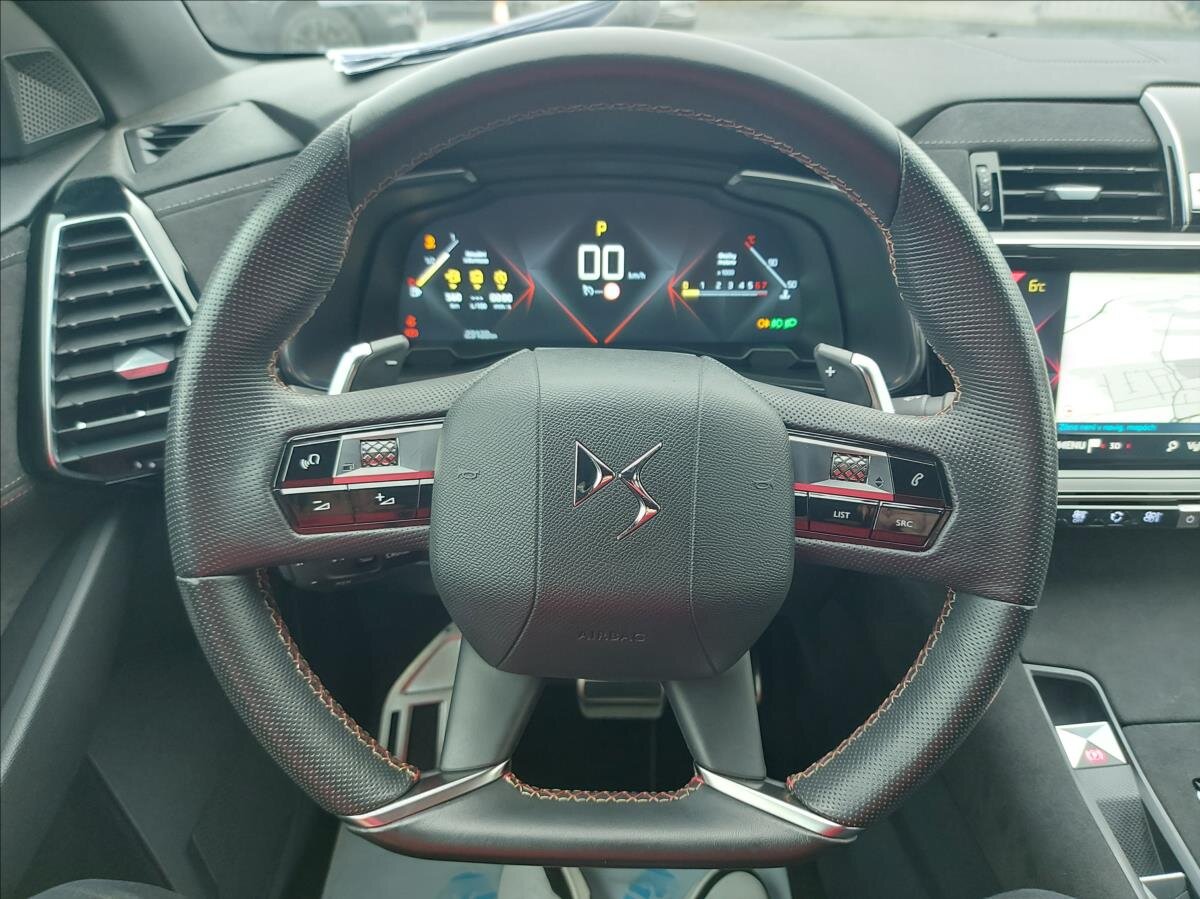 DS Automobiles DS7 Crossback SUV / Terénní 1,6 l 133 kw