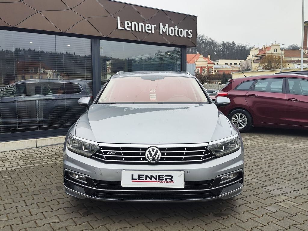 Volkswagen Passat Sedan 2,0 l 140 kw