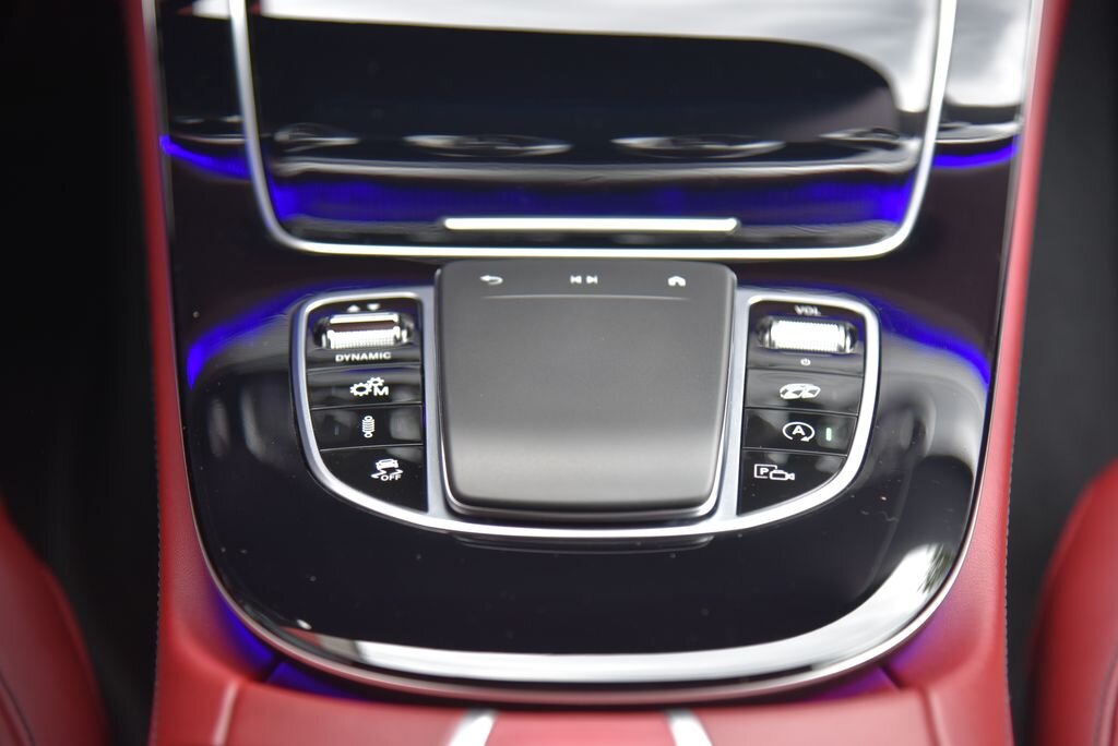 Mercedes-Benz CLS Sedan 3,0 l 320 kw