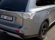 Mitsubishi Outlander SUV / Terénní 2,3 l 110 kw