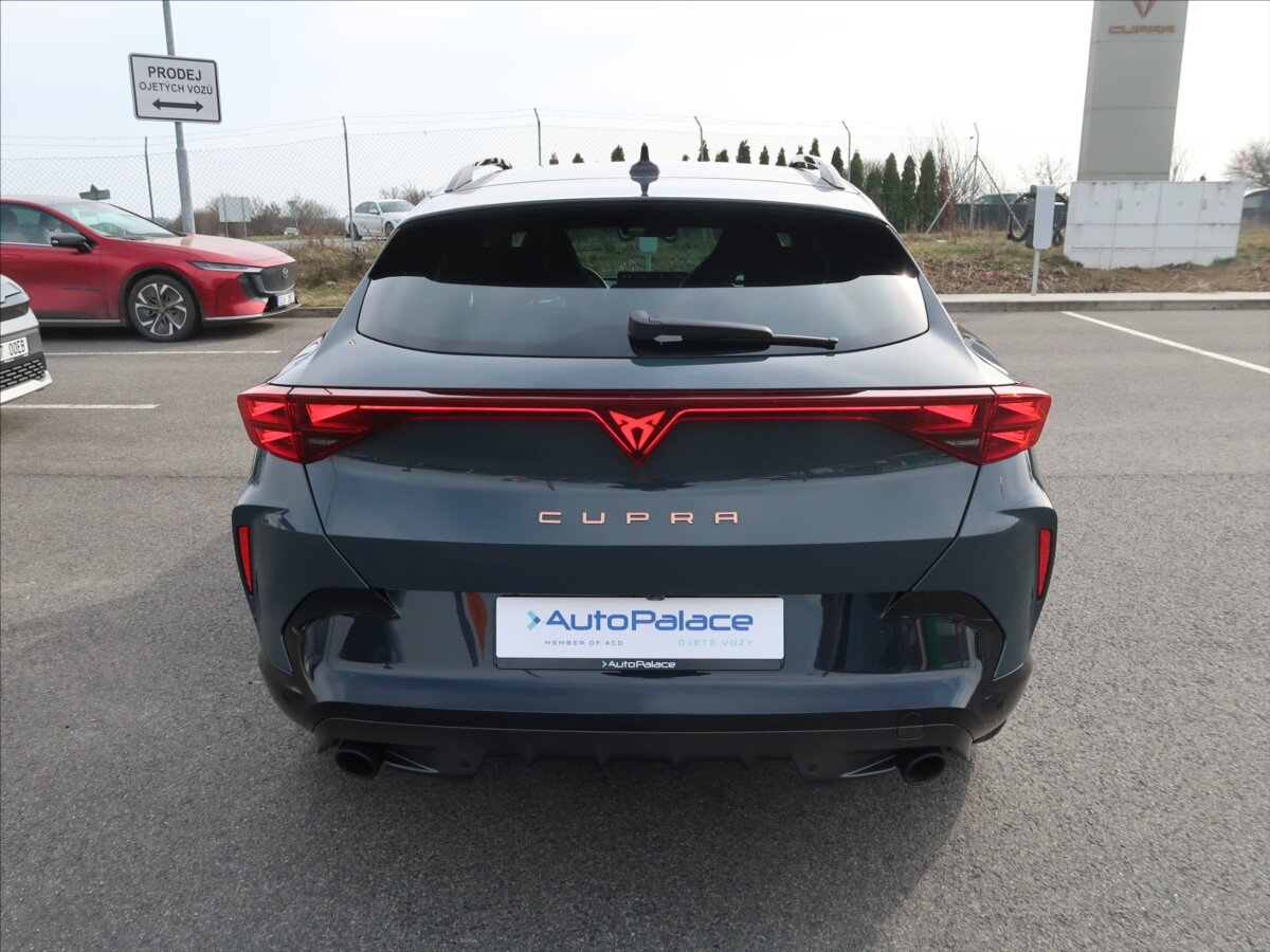 Cupra Formentor SUV / Terénní 2,0 l 195 kw