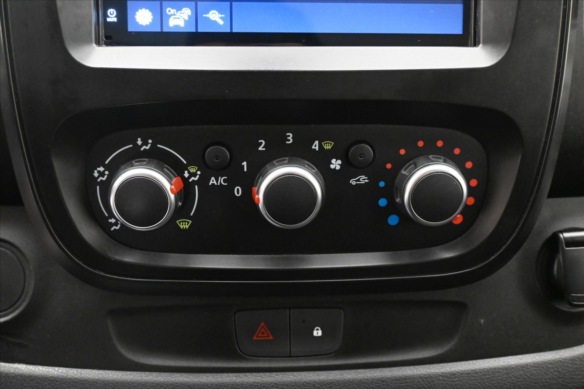 Renault Trafic Skříň 2,0 l 107 kw