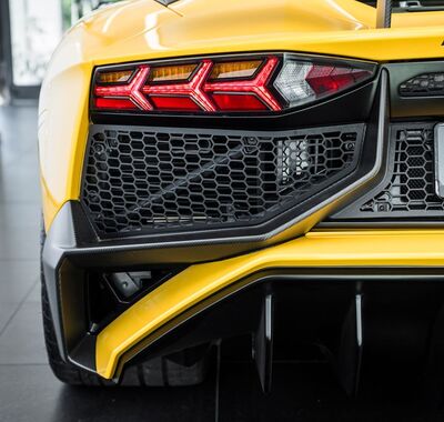 Lamborghini Aventador 23