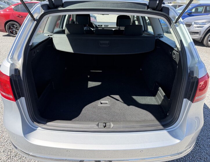 Volkswagen Passat Kombi 2,0 l 103 kw