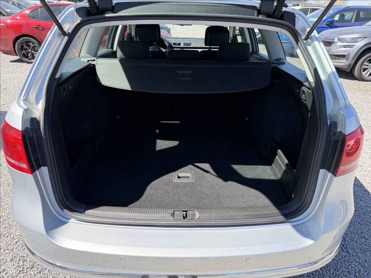 Volkswagen Passat Kombi 2,0 l 103 kw