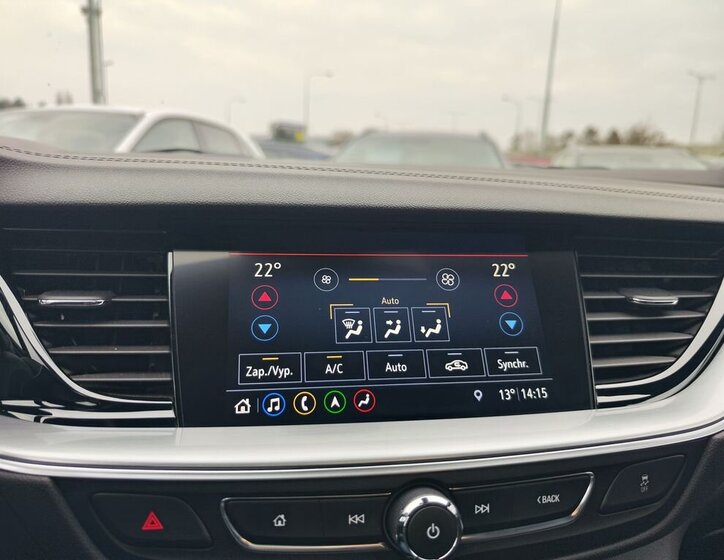 Opel Insignia Kombi 2,0 l 128 kw