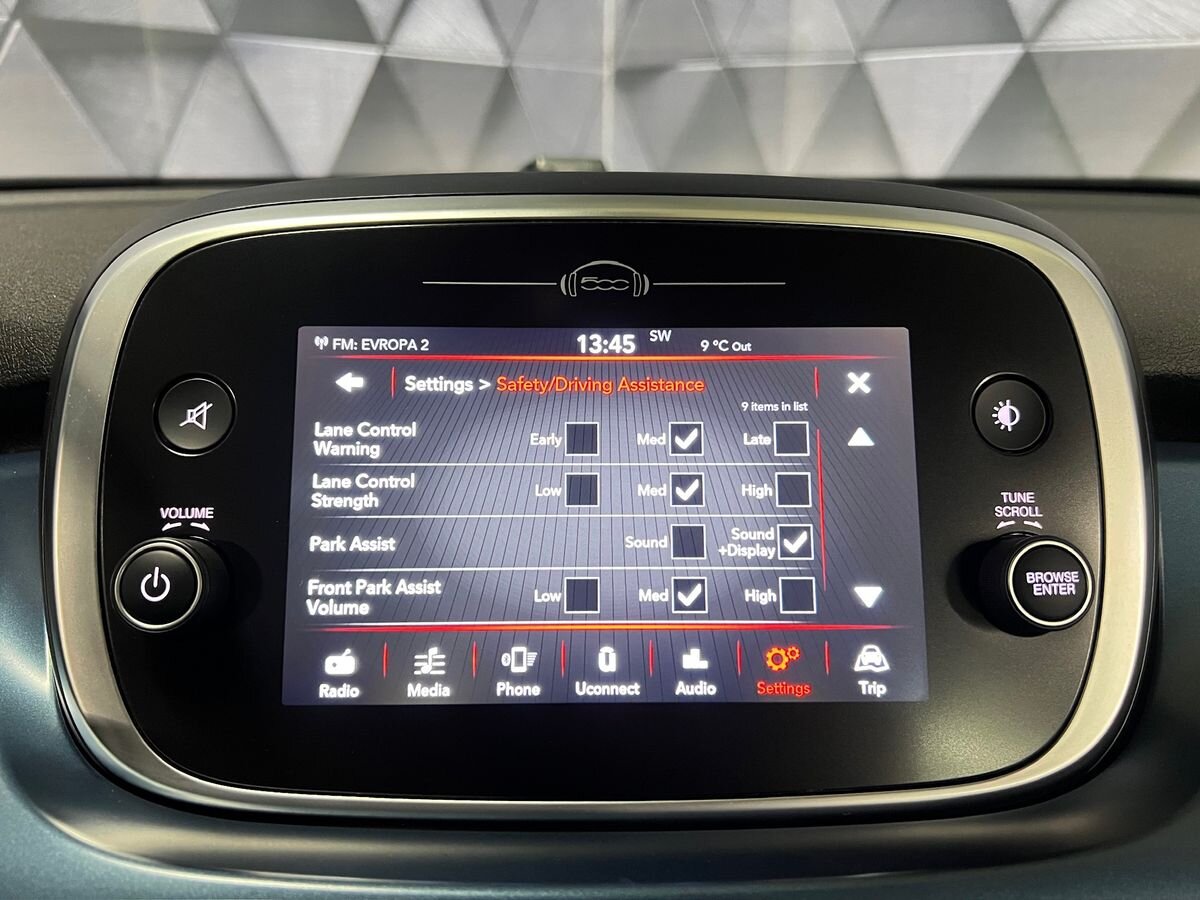 Fiat 500X SUV / Terénní 1,3 l 111 kw