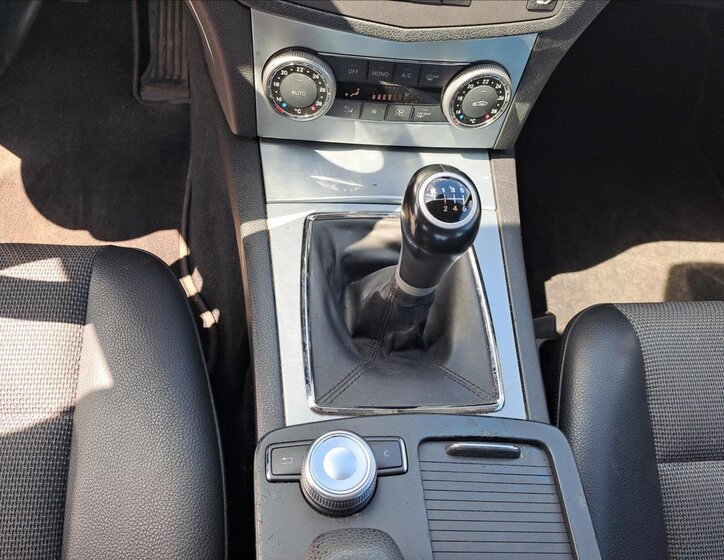 Mercedes-Benz Třídy C Sedan 1,6 l 115 kw