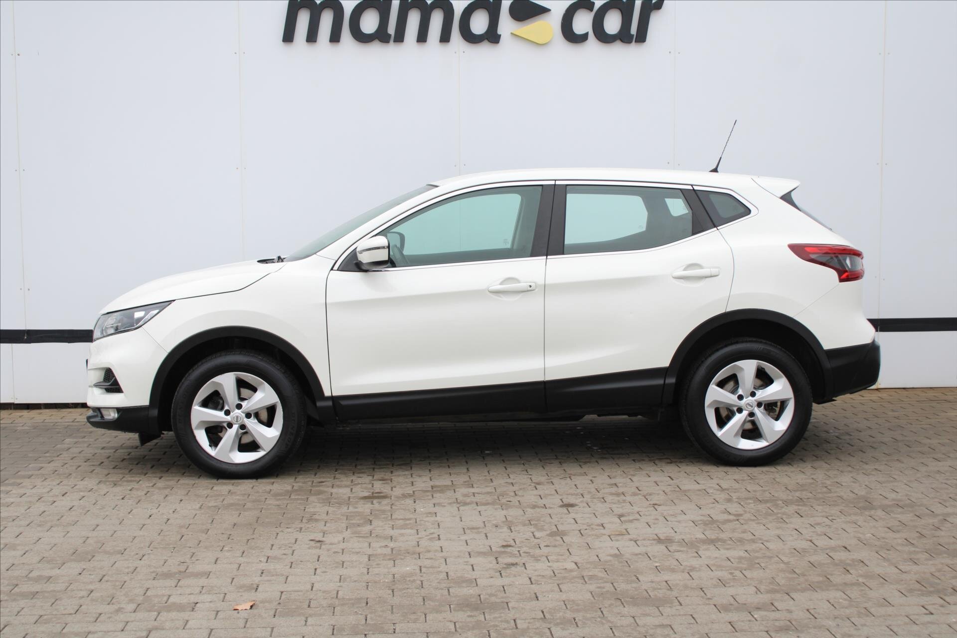 Nissan Qashqai SUV 1,2 l 85 kw