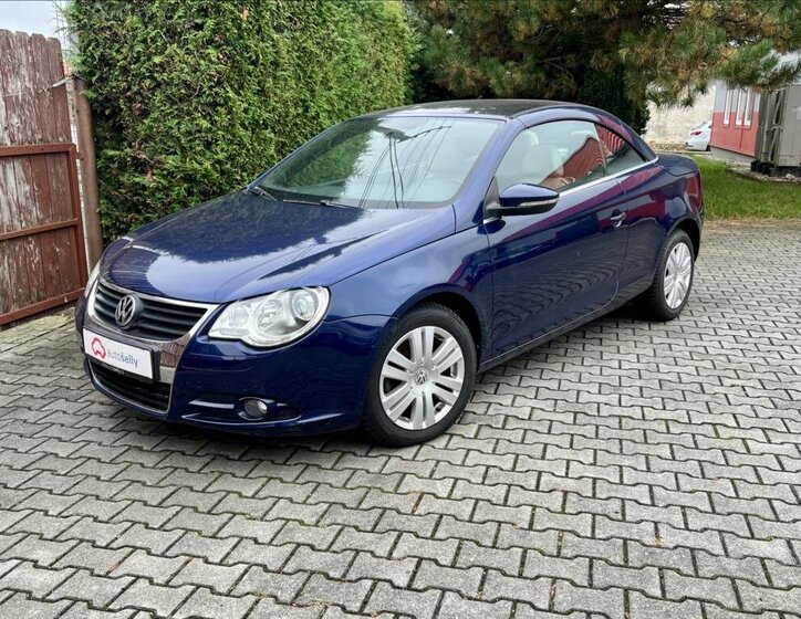Volkswagen EOS 4