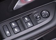 Peugeot 208 Hatchback 1,2 l 74 kw