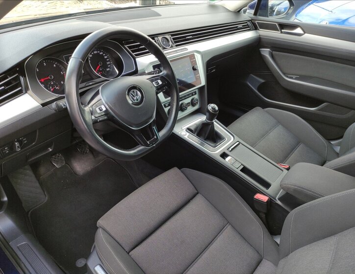 Volkswagen Passat Kombi 2,0 l 110 kw