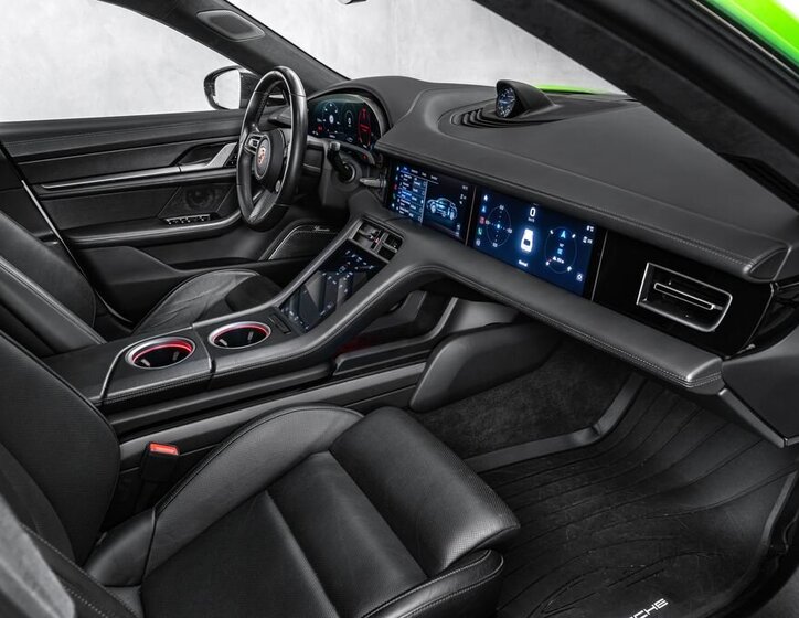 Porsche Taycan Kombi 0,0 500 kw