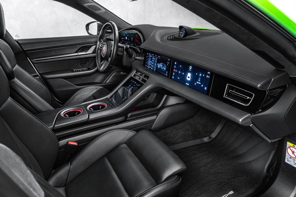 Porsche Taycan Kombi 0,0 500 kw