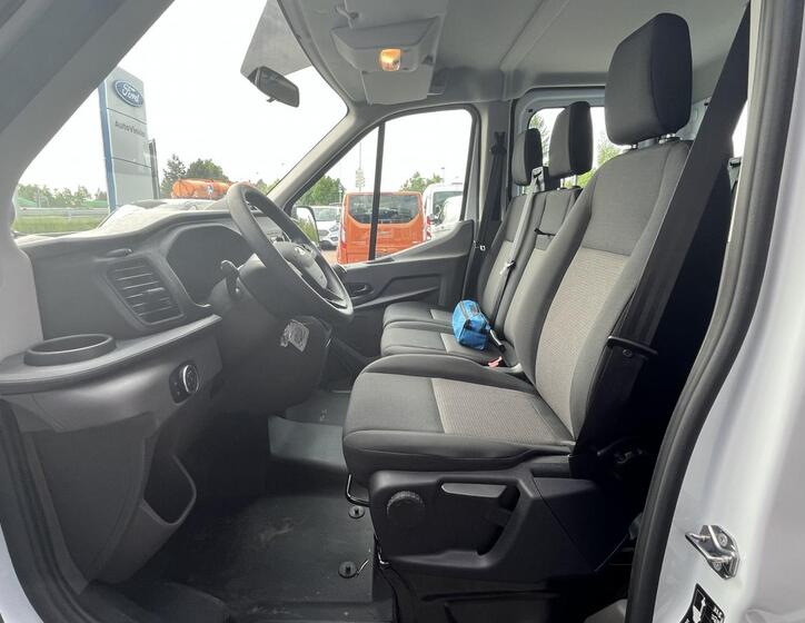 Ford Transit 11