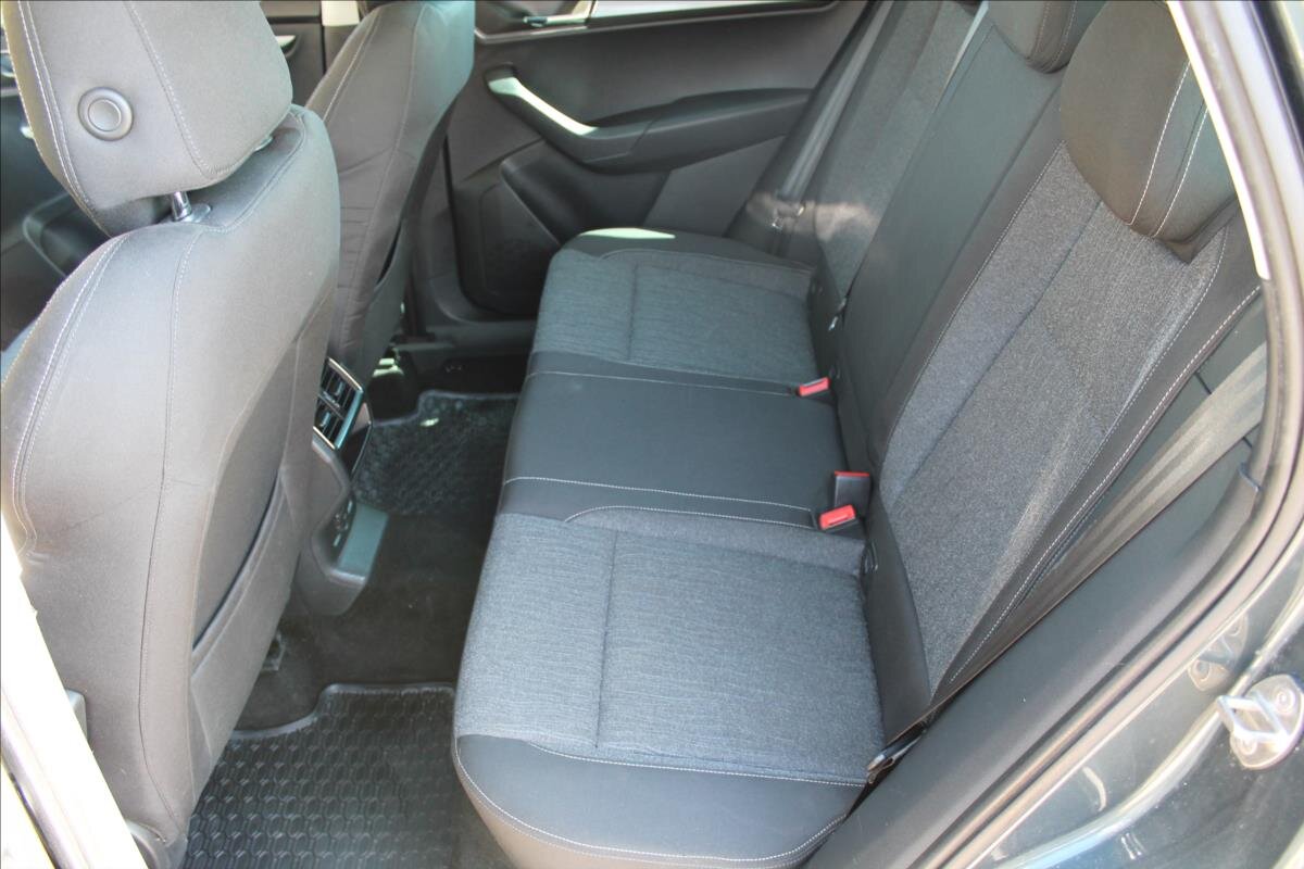 Škoda Karoq SUV / Terénní 1,5 l 110 kw