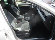 Volkswagen Passat 13