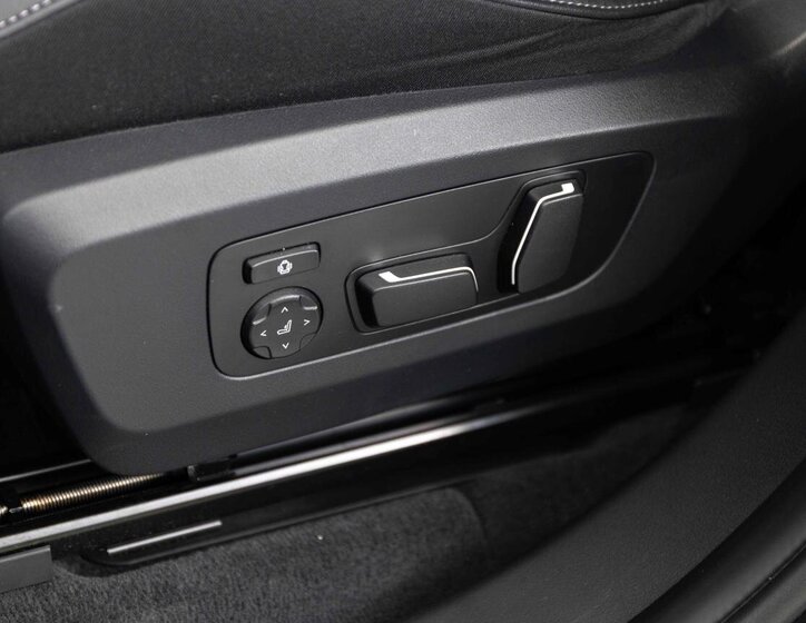 BMW X3 SUV / Terénní 2,0 l 145 kw