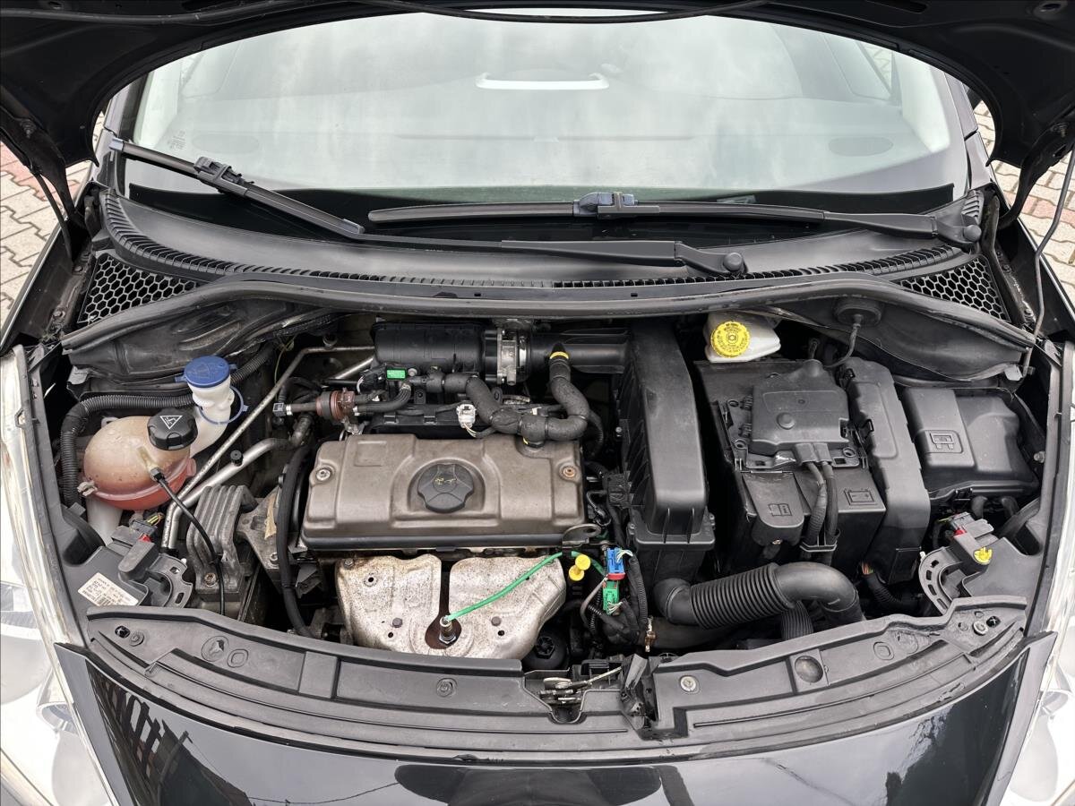 Peugeot 207 Hatchback 1,4 l 54 kw