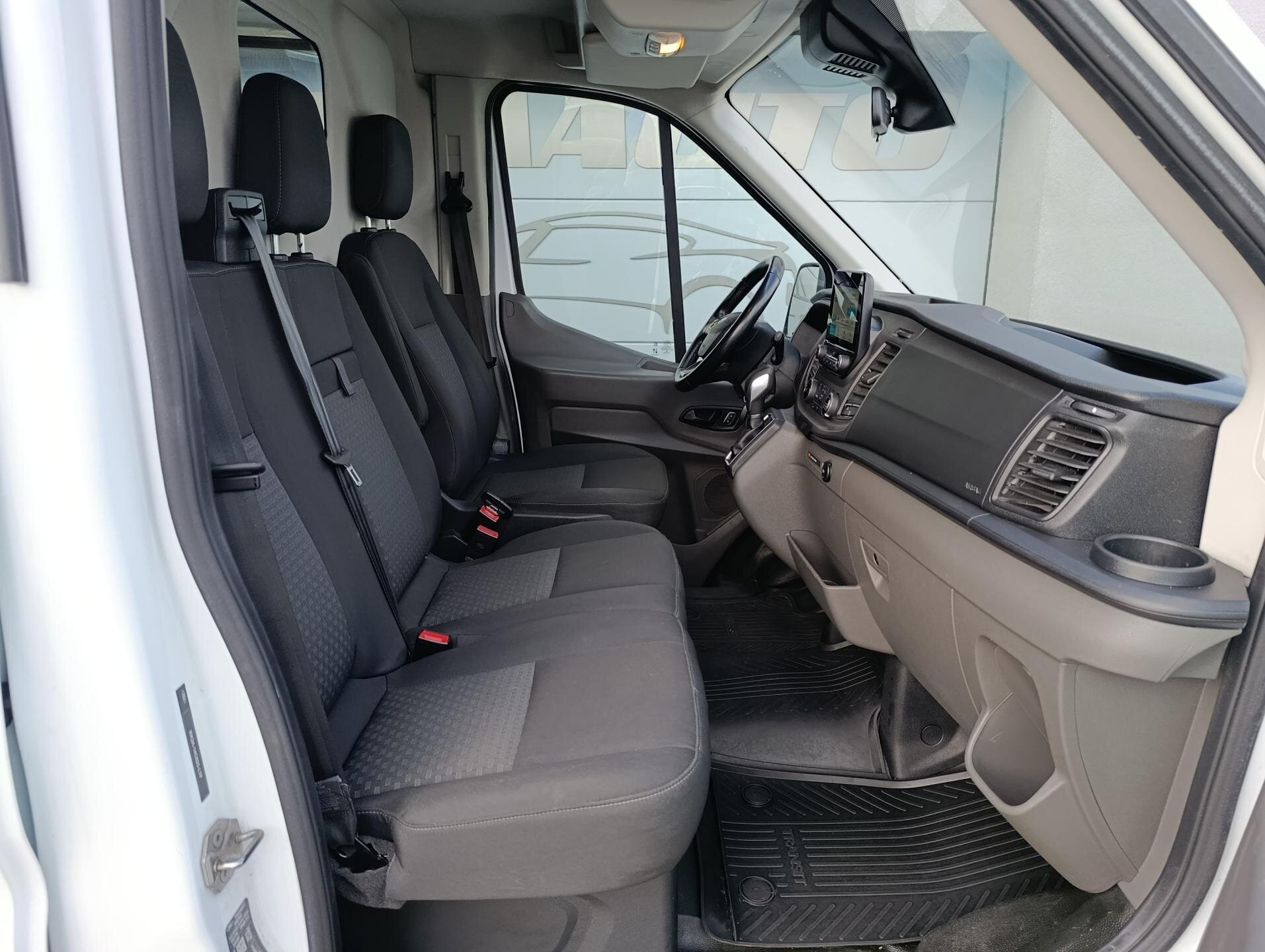 Ford Transit Užitková 2,0 l 96 kw