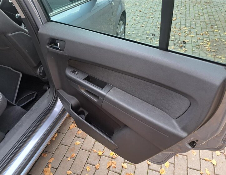 Opel Zafira Kombi 1,7 l 81 kw