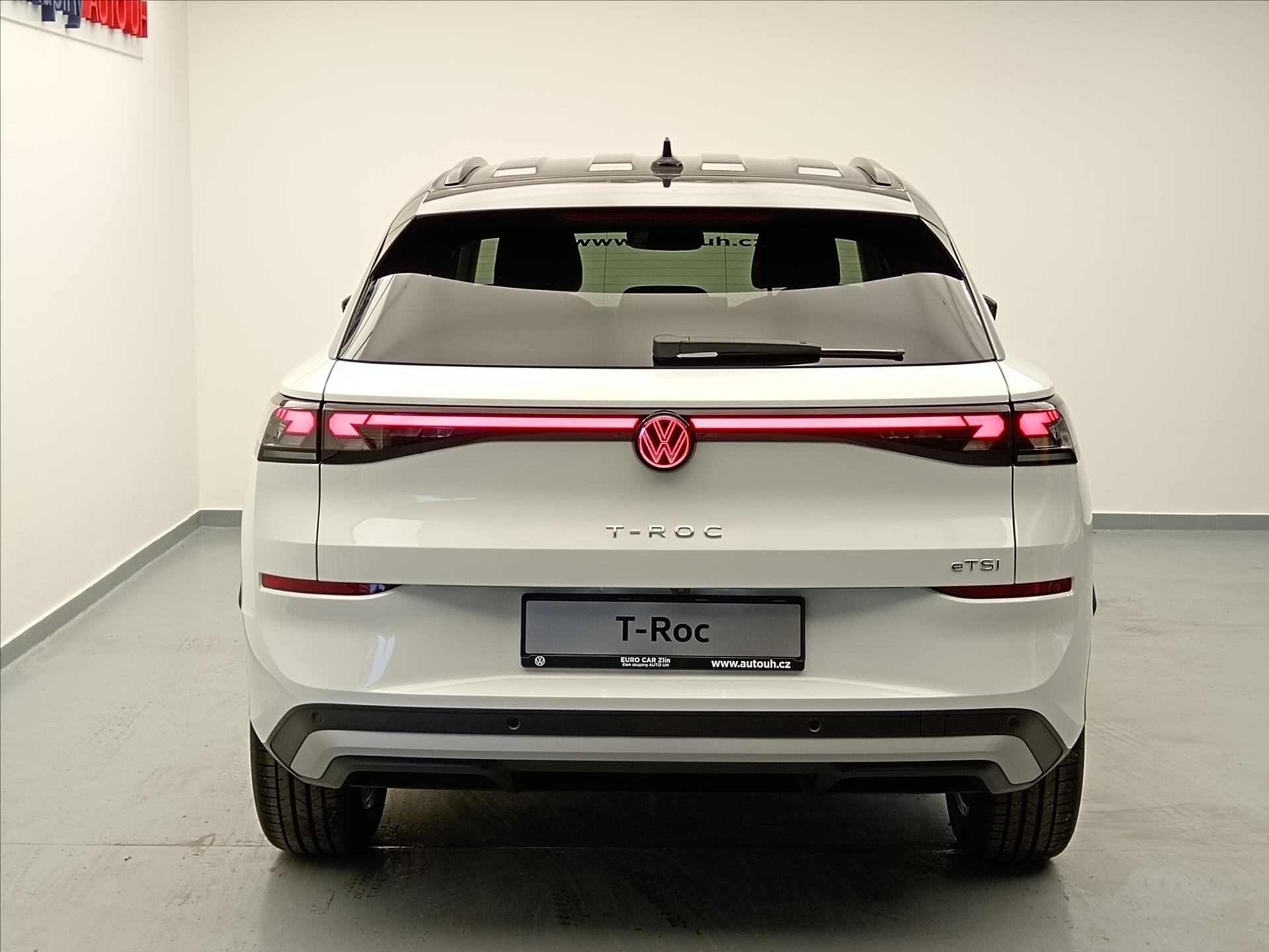 Volkswagen T-Roc SUV 1,5 l 110 kw