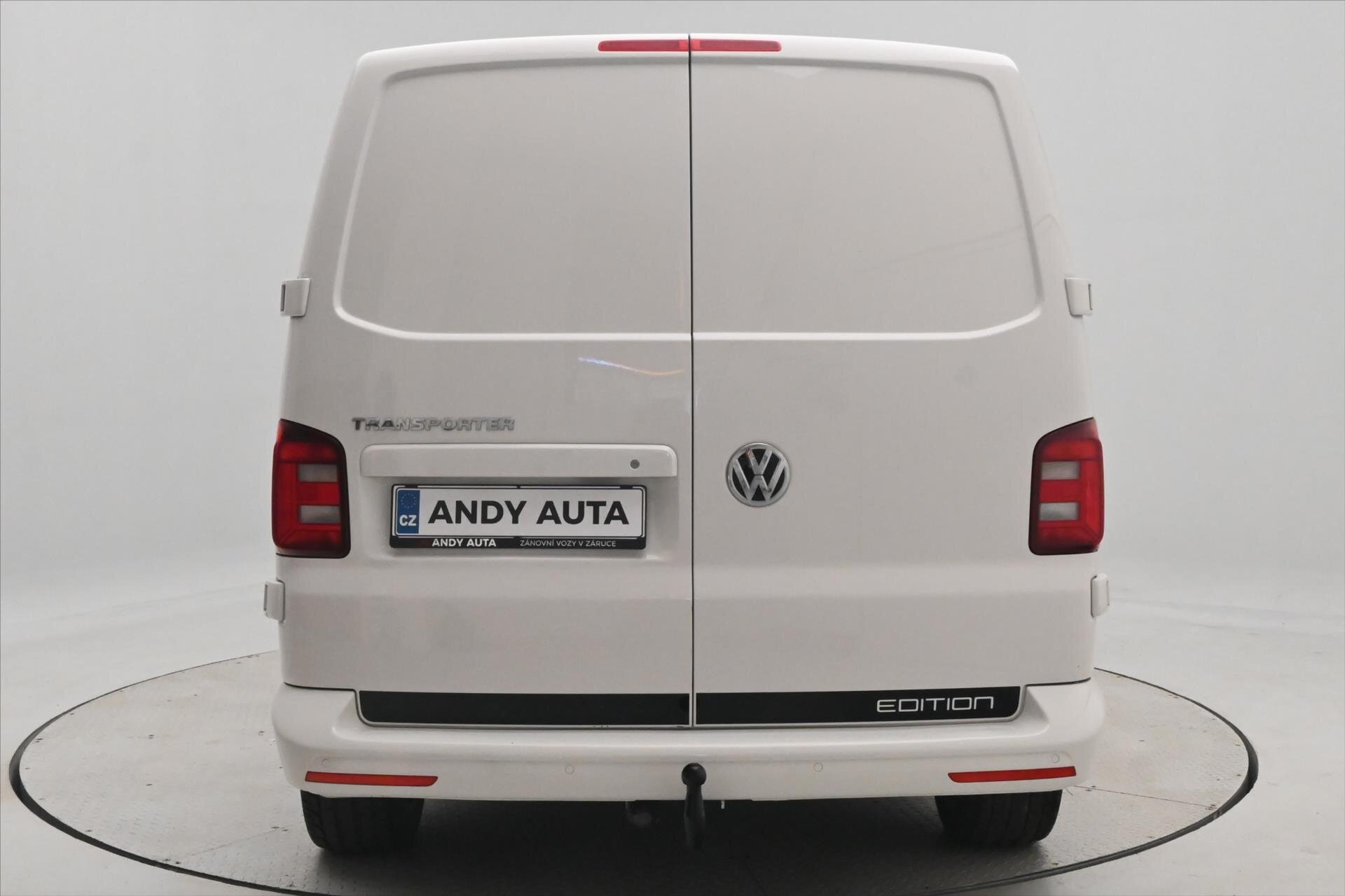 Volkswagen Transporter Skříň 2,0 l 110 kw