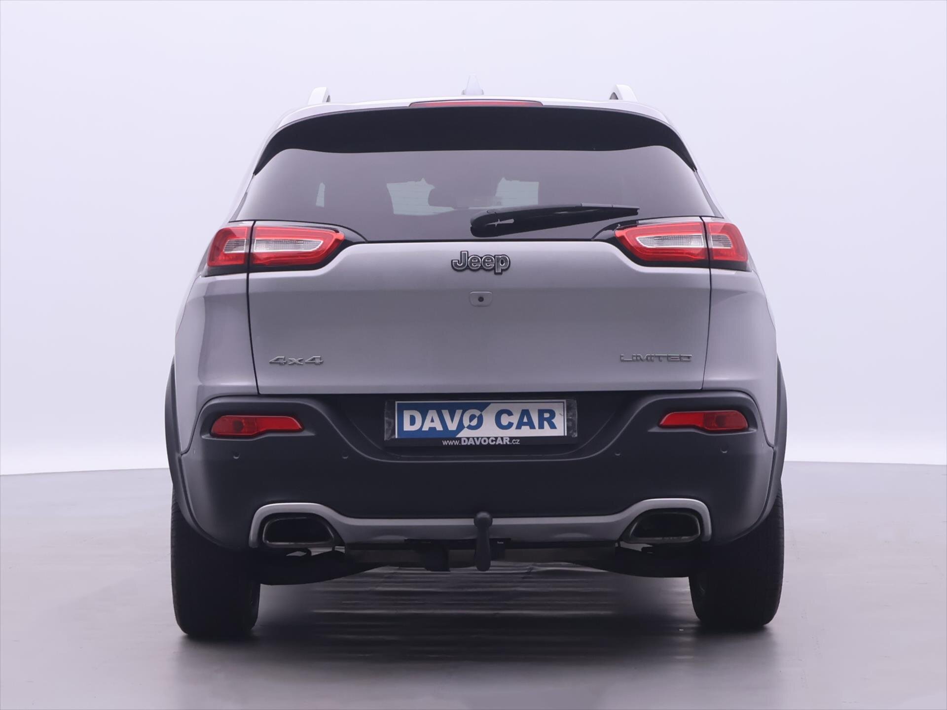 Jeep Cherokee SUV / Terénní 2,2 l 147 kw