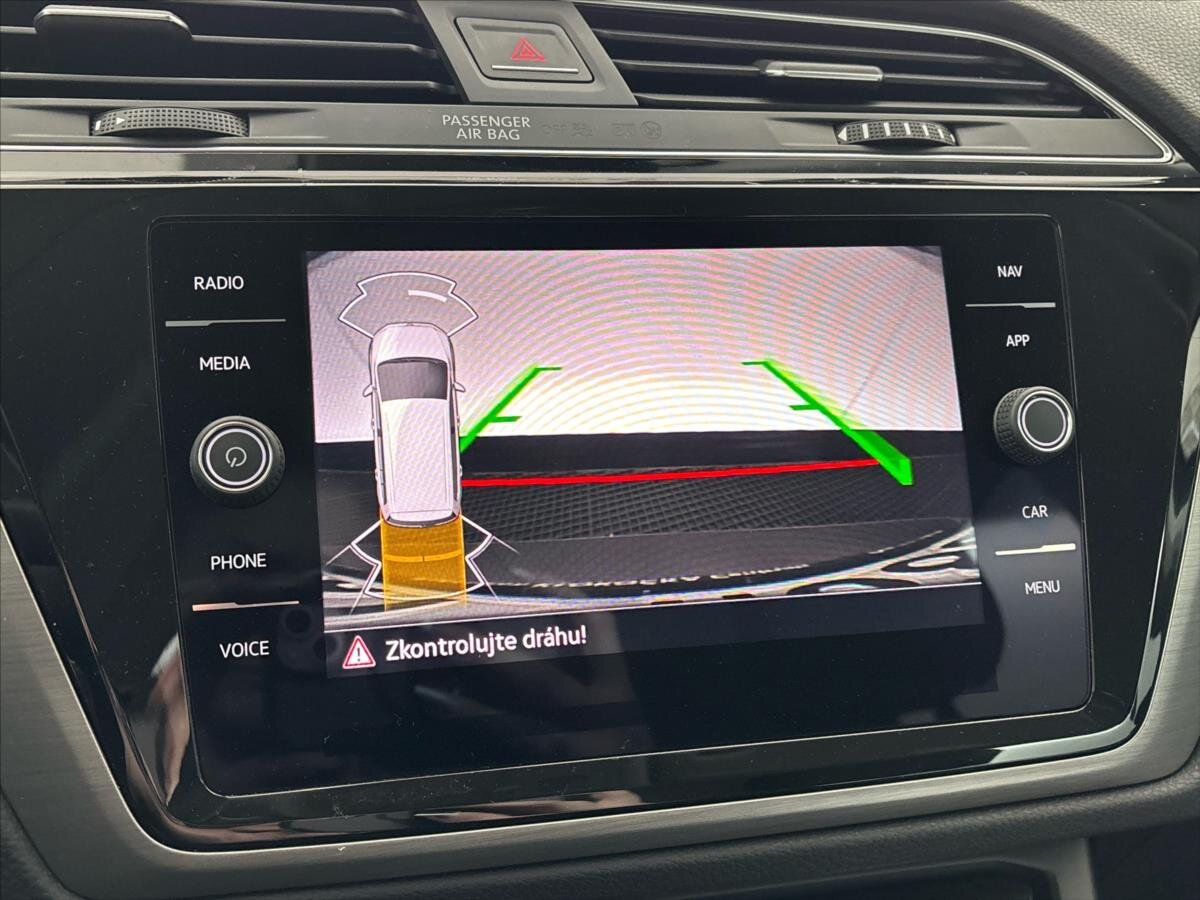 Volkswagen Touran MPV 1,5 l 110 kw