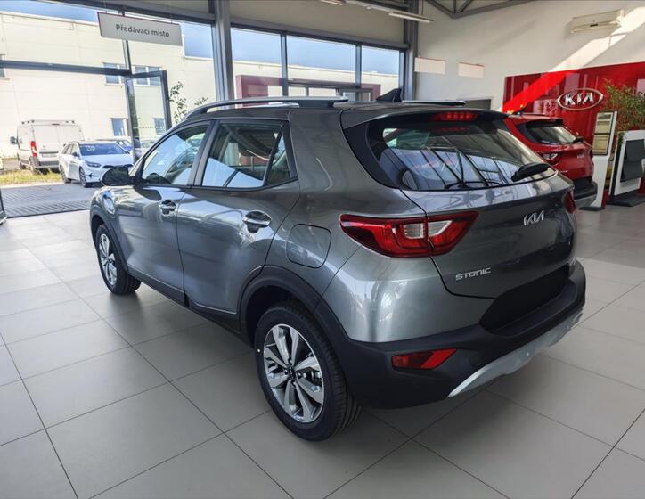 KIA Stonic 3