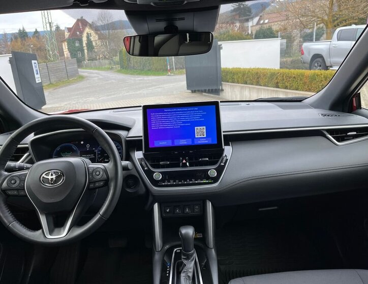 Toyota Corolla Cross SUV / Terénní 1,8 l 72 kw