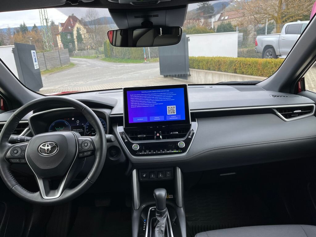 Toyota Corolla Cross SUV / Terénní 1,8 l 72 kw