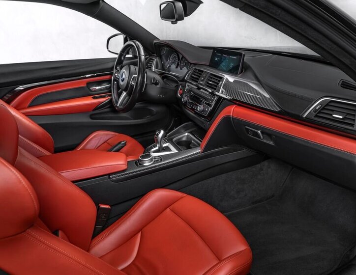 BMW M4 Kupé 3,0 l 331 kw