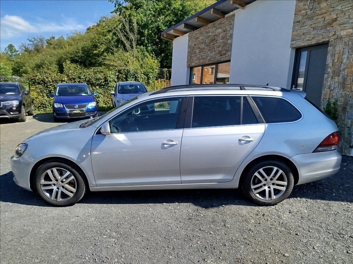 Volkswagen Golf Kombi 2,0 l 103 kw