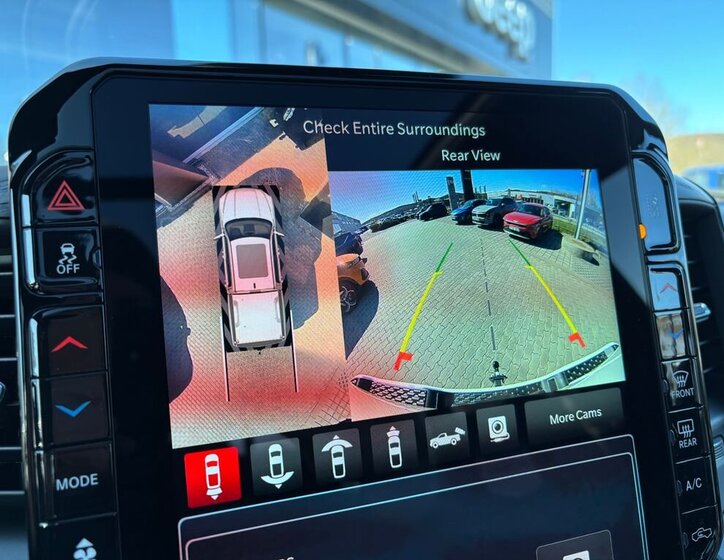 Dodge RAM Pick-up 3,0 l 403 kw