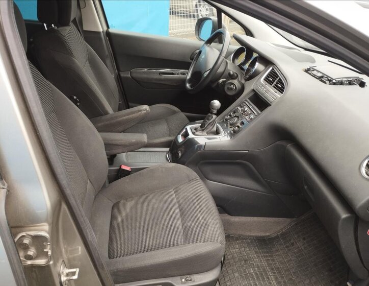 Peugeot 5008 Kombi 1,6 l 82 kw