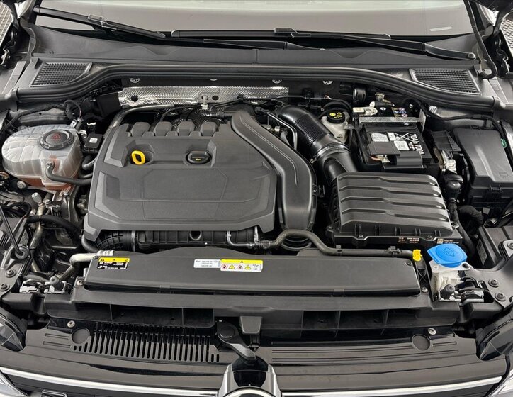 Volkswagen Golf Kombi 1,5 l 110 kw