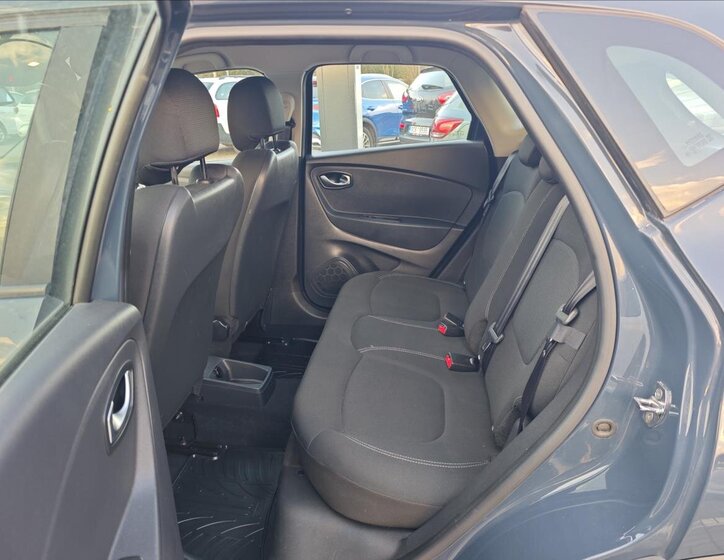 Renault Captur SUV / Terénní 898,0 66 kw