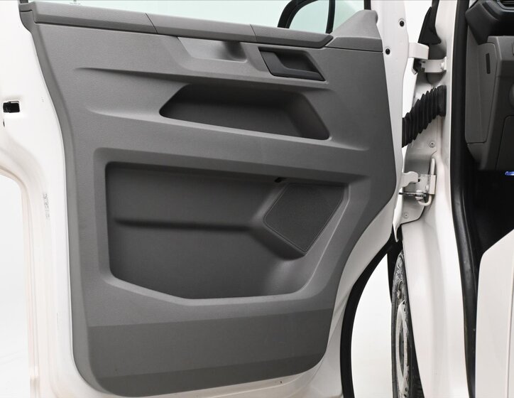 Volkswagen Transporter Skříň 2,0 l 110 kw