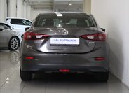 Mazda 3 4