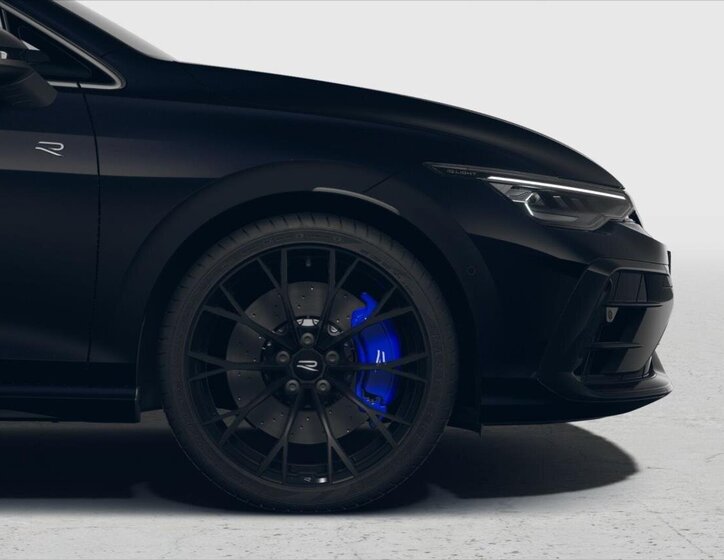 Volkswagen Golf Hatchback 2,0 l 245 kw