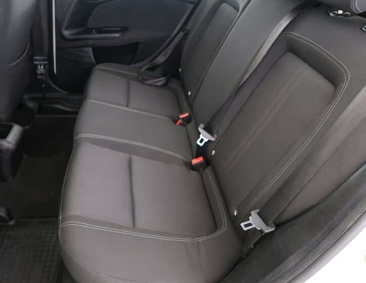 Fiat Tipo Sedan / Limuzína 1,4 l 70 kw