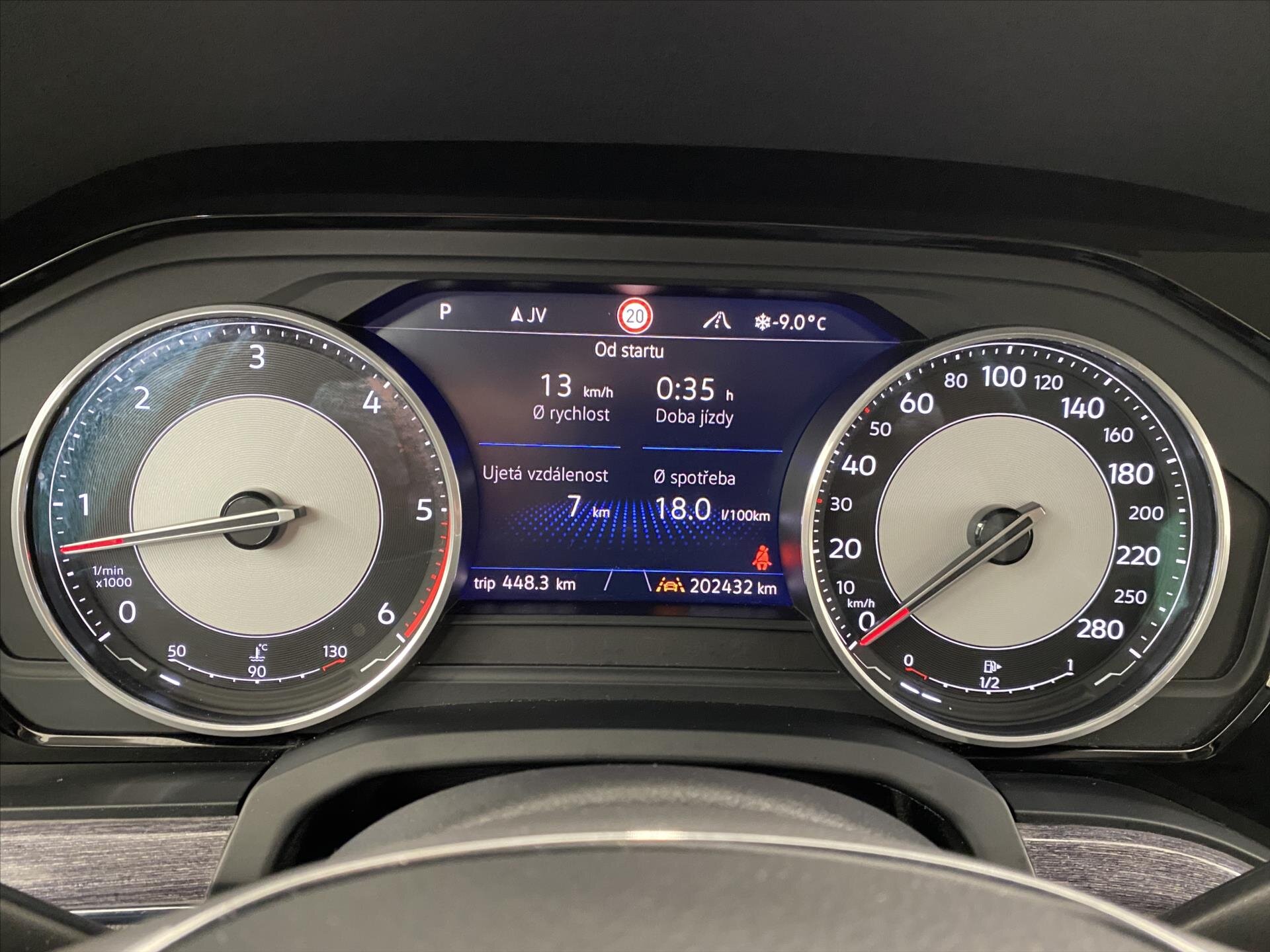 Volkswagen Touareg SUV / Terénní 3,0 l 170 kw