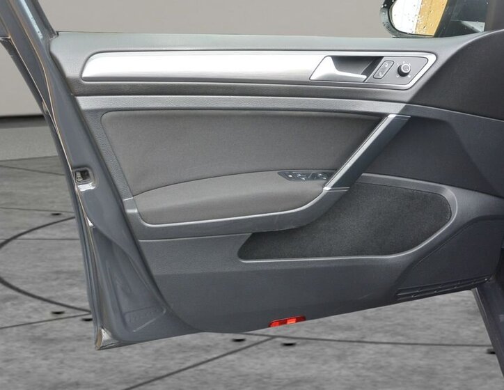 Volkswagen Golf Kombi 2,0 l 110 kw