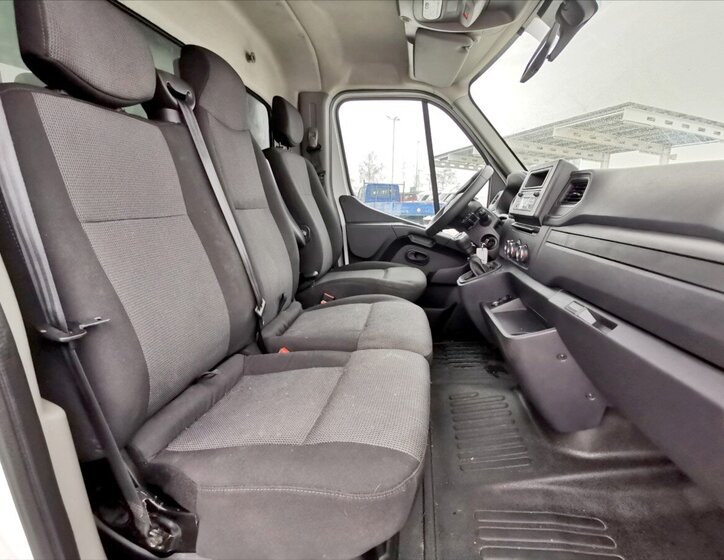 Renault Master Valník 2,3 l 120 kw