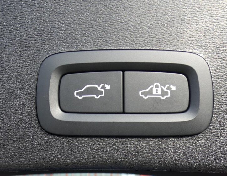 Volvo XC40 SUV 2,0 l 120 kw