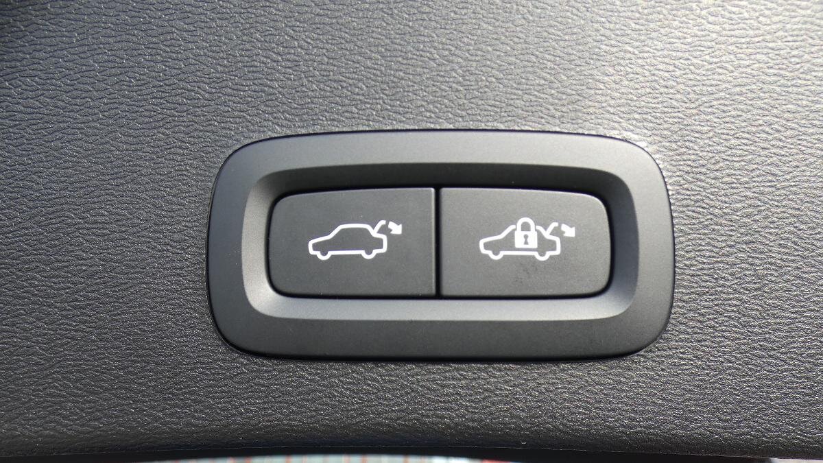 Volvo XC40 SUV 2,0 l 120 kw