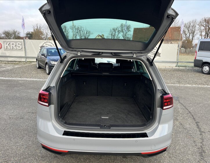 Volkswagen Passat Kombi 2,0 l 110 kw